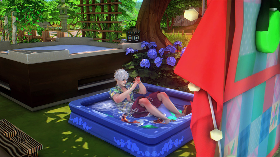 この小さいプールは幼児が遊べる物なのですが乳児もプールに入れるかなと設置したら乳児はまだ入ることが出来ず。出来なかったので悟に入ってもらうことに